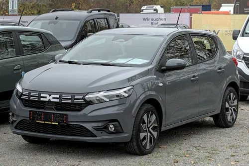 Dacia Sandero – Sandero III (3. generace, 2021–), facelift 2023, foto listopad 2024