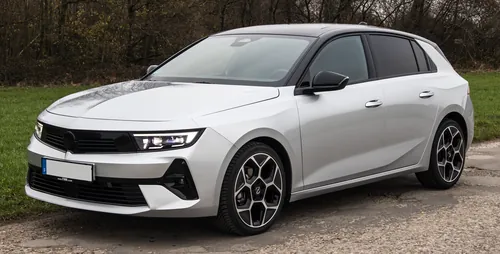 Opel Astra – 6. generace (Astra L, 2021–), 1.2 Turbo Ultimate, foto 12/2024