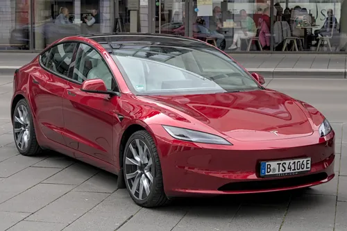 Tesla Model 3 – 1. generace (2017–), facelift 2023 (Highland), Autofrühling Ulm, foto 4/2024