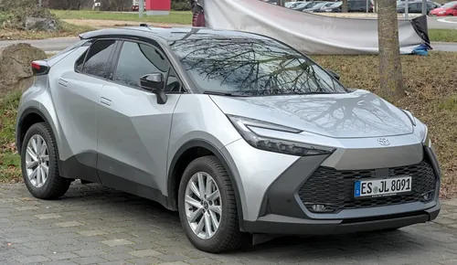 Toyota C-HR – C-HR II (AX20, 2023–), 1.8 Hybrid, Evropa, foto prosinec 2024