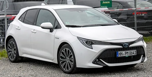 Toyota Corolla – Corolla E210 (12. generace, 2018–), hatchback hybrid, foto 2021